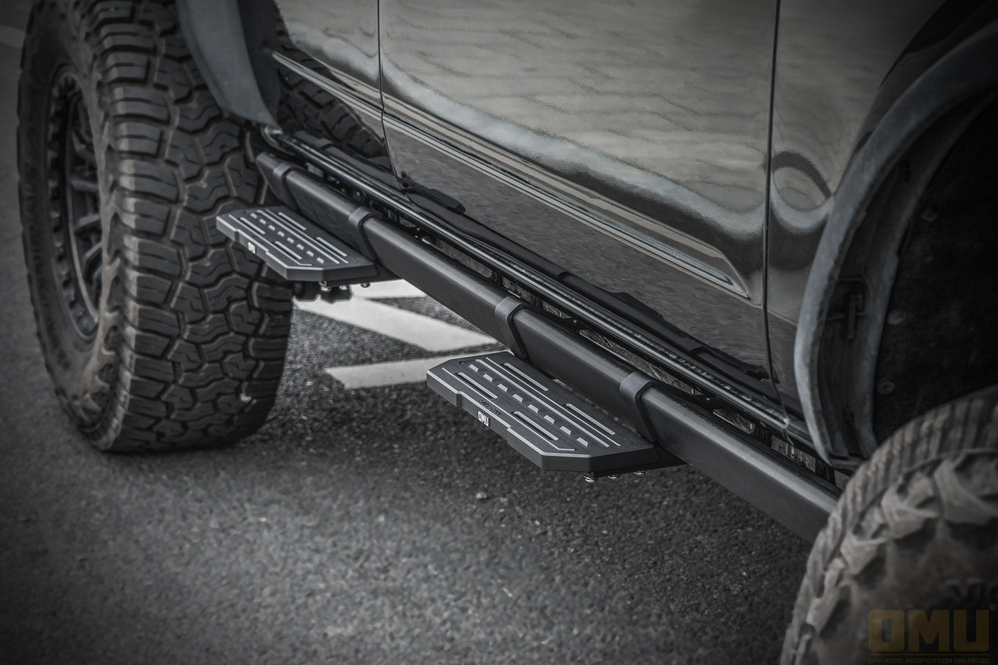 OMU Genesis Series Aluminum Running Board Side Step For Ford Bronco